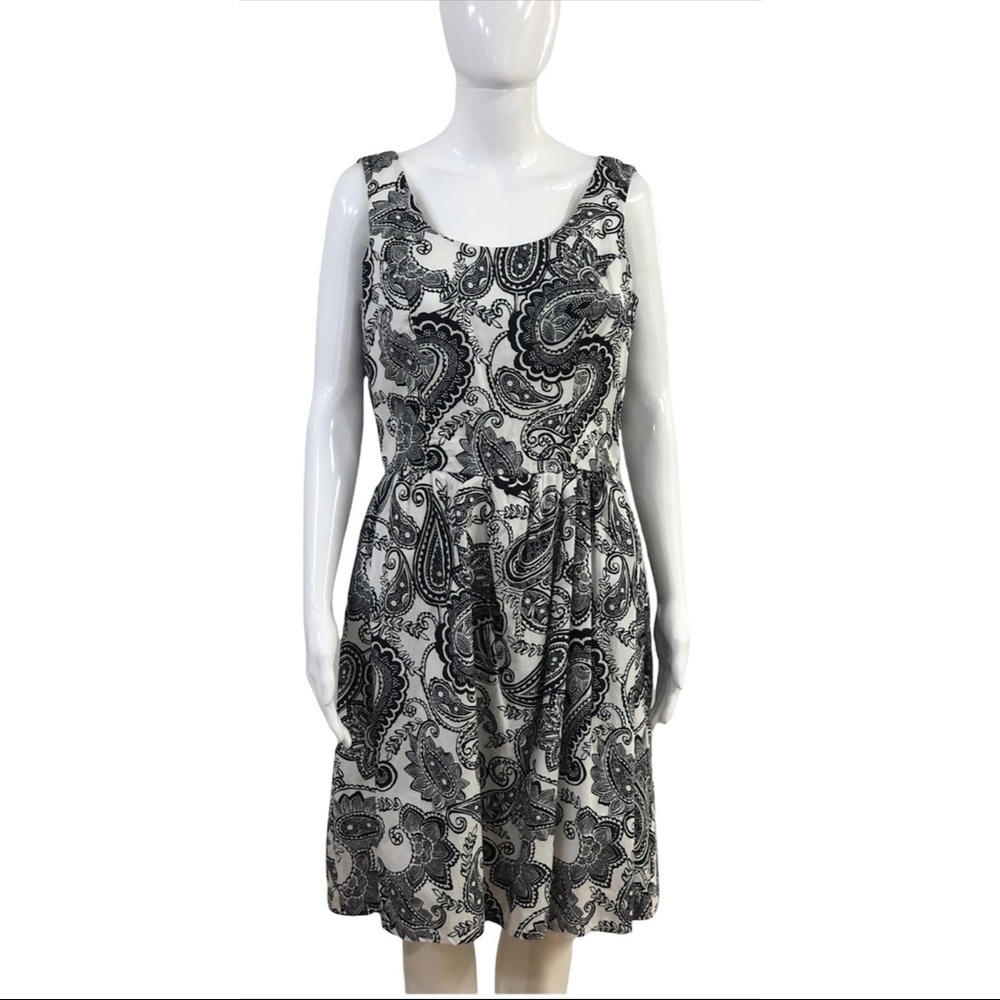 Maurices Womens Size 9 / 10 Dress Paisley A Line Sleeveless Keyhole Back Lined